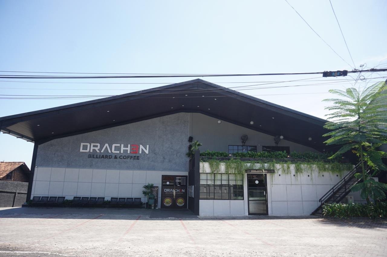 Drachen Billiard Building